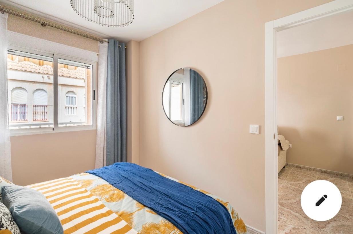 Апартаменты В 4 Мин От Пляжа Torrevieja Exterior foto